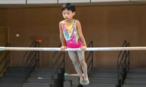 76人以123-114战胜雄鹿，马克西砍54分，助球队逆转三连败，稳居东部第六。